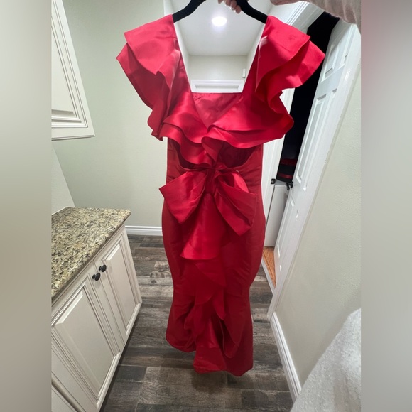 Alexia Maria Dress - Picture 7 of 16